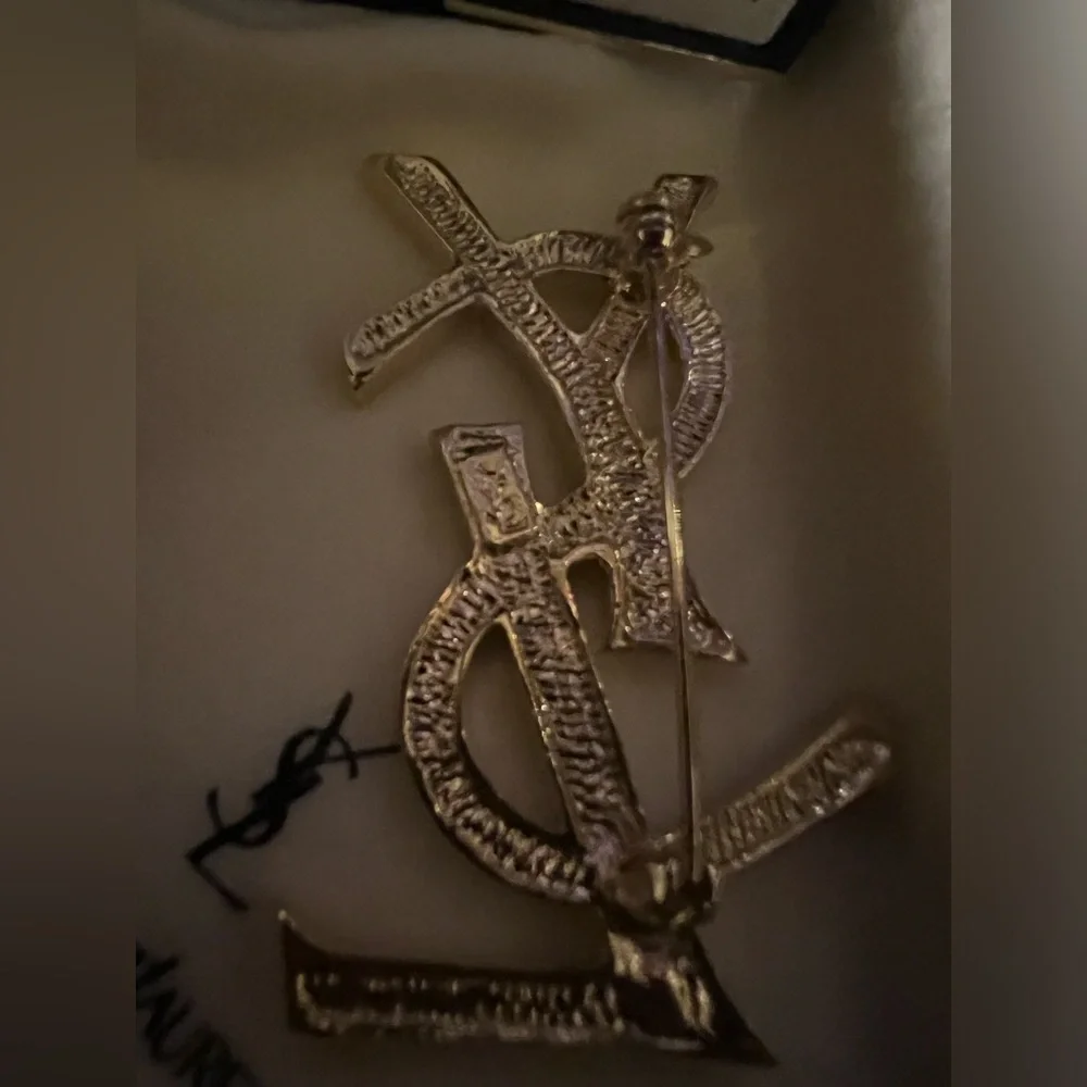 YSL vintage brooch. EUC! With original tags, YSL jewelry buffing cloth, & box! - Picture 6 of 7